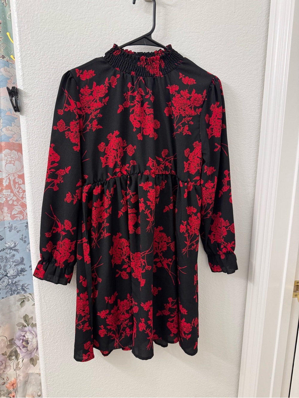 Black Dress with Red Floral Print girls 10 vampire twilight Halloween